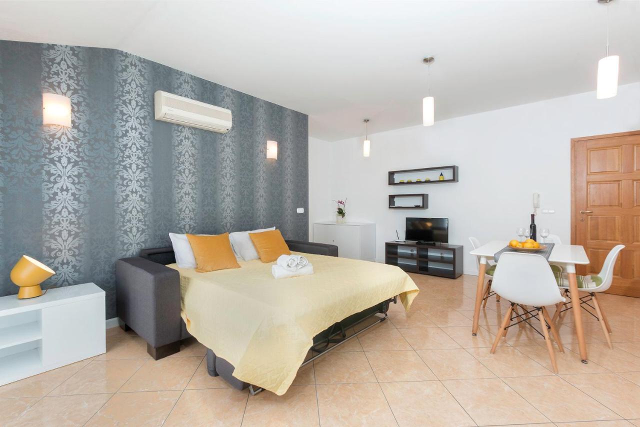 Seafront Apartment Gaby Medulin Dış mekan fotoğraf