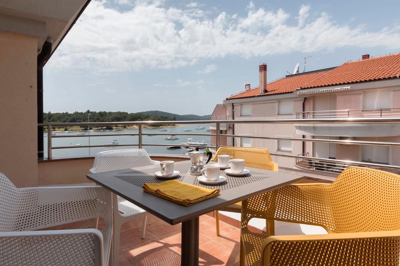 Seafront Apartment Gaby Medulin Dış mekan fotoğraf
